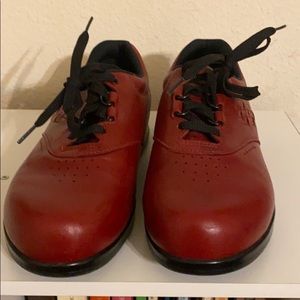 SAS Shoes Woman’s Size 8W Red